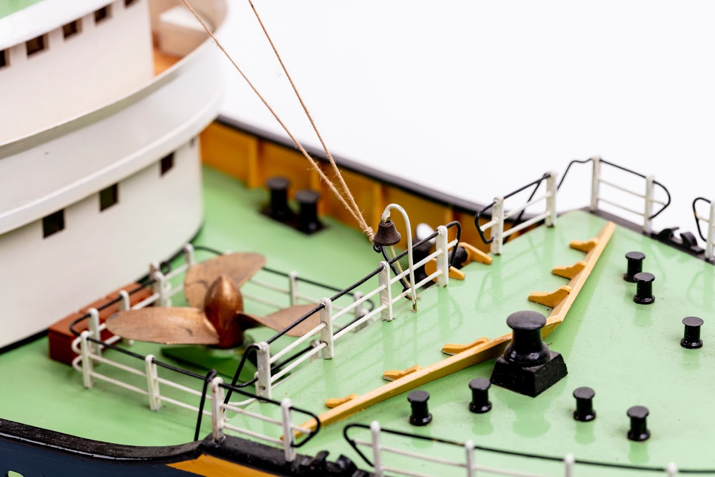 -image_Billing Boats_BB592_30