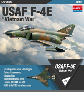 Academy 12133 Samolot USAF F-4E Vietnam War model 1-32