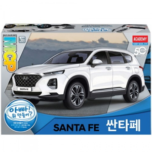 Academy 15135 Samochód 2018 Hyundai Santa Fe model 1-24 