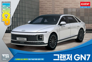 Academy 15620 Samochód Hyundai Grandeur GN7 1/24