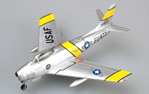 Die Cast model F-86 Billie/Margie Easy Model 37102 1:72
