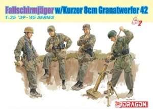 Dragon 6373 Fallschirmjager w/Kurzer 8cm Granatwerfer 42