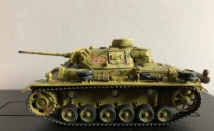 Dragon Armor 60617 Pz.Kpfw.IV M Kursk gotowy model