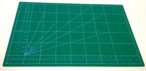 Fine Art FA-582 Duża mata do cięcia z szablonem A2