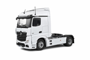 Gotowy model Mercedes-Benz Actros L GigaSpace White 2023 1/24 - Solido 2400203