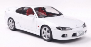 Die Cast Nissan Silvia (S15) Coupe Spec-R Aero Aspen White 1999 1/18 - Solido 1812201 