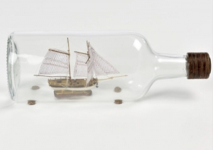 Hannah - okręt w butelce - Amati 1355 - drewniany model