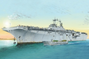 USS Kearsarge LHD-3 model Hobby Boss 83404 in 1-700 