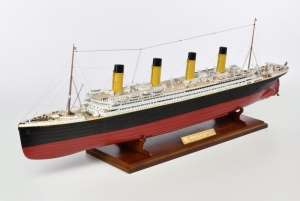 RMS Titanic - Amati 1606 - drewniany model w skali 1:250