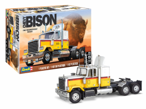 Revell 17471 Chevrolet Bison Semi Truck 1/32