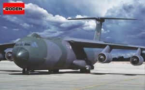 Roden 331 Samolot Lockheed C-141B Starlifter model 1-144