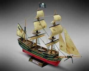 Statek piracki Black Queen - Mamoli MM60 - drewniany model skala 1-135