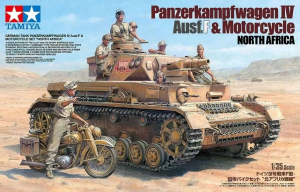 Tamiya 25208 Panzerkampfwagen IV Ausf.F & Motorcycle - North Africa