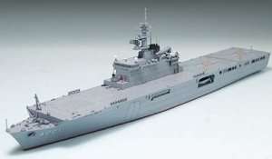 Tamiya 31003 Japan Maritime Self Defense Force JDS LST-4001 Ohsumi