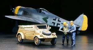 Tamiya 32501 German Kubelwagen Type 82 