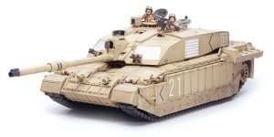 Tamiya 35274 British Main Battle Tank Challenger 2 (Desertised)