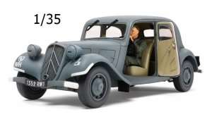 Tamiya 35301 Citroen Traction 11CV Staff Car