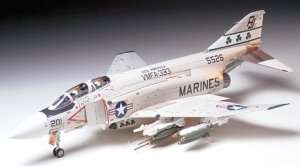 Tamiya 60308 McDonnell Douglas F-4J Phantom II Marines 