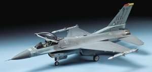 Tamiya 60786 Lockheed Martin F-16 CJ Fighting Falcon