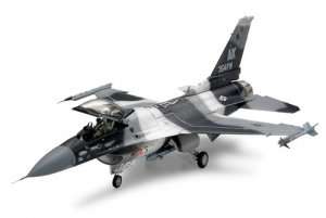 Tamiya 61106 F-16 C/N Aggressor/Adversary