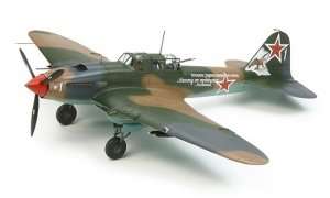Tamiya 61113 Ilyushin IL-2 Shturmovik 