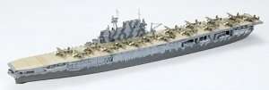 U.S. Aircraft Carrier Hornet in scale 1-700 Tamiya 77510 