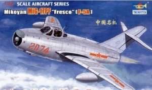 Trumpeter 02206 MiG-17PF Fresco (F-5A) 1/32