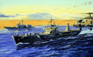 USS Mount Whitney LCC-20 2004 model Trumpeter 05718 in 1-350 