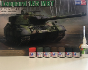 Zestaw z farbami Leopard 1A5 MBT Hobby Boss 84501