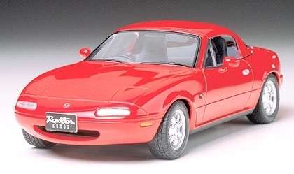 Japoński samochód Mazda Eunos Roadster, plastikowy model do sklejania Tamiya 24085 w skali 1:24-image_Tamiya_24085_1