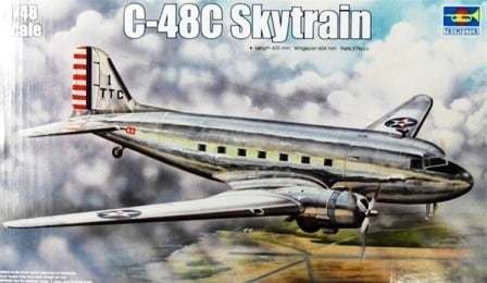 Model Douglas C-48C Skytrain Transport Aircraft w skali 1:48, model Trumpeter 02829_image_1-image_Trumpeter_02829_1
