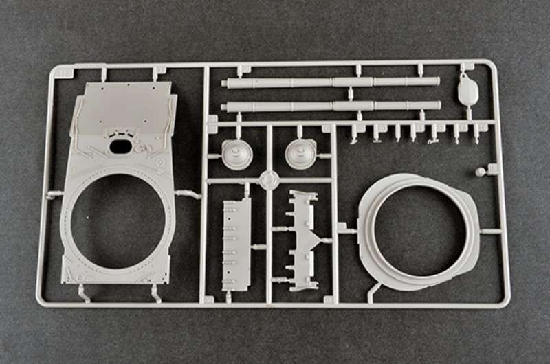 plastikowy-model-do-sklejania-czolgu-t-80u-mbt-sklep-modeledo-image_Trumpeter_09525_10