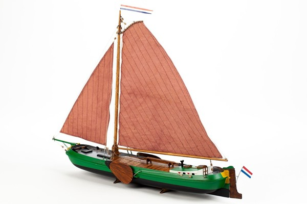 -image_Billing Boats_BB398_21