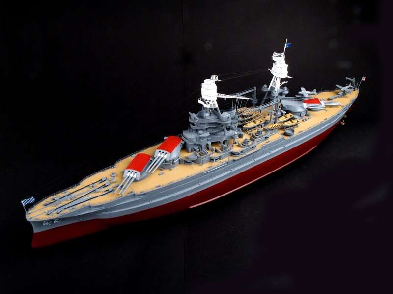 model_do_sklejania_modelu_pancernika_uss_arizona_trumpeter_03701_sklep_modelarski_modeledo_image_6-image_Trumpeter_03701_1