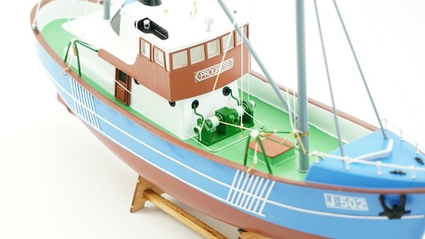 -image_Billing Boats_BB240_5