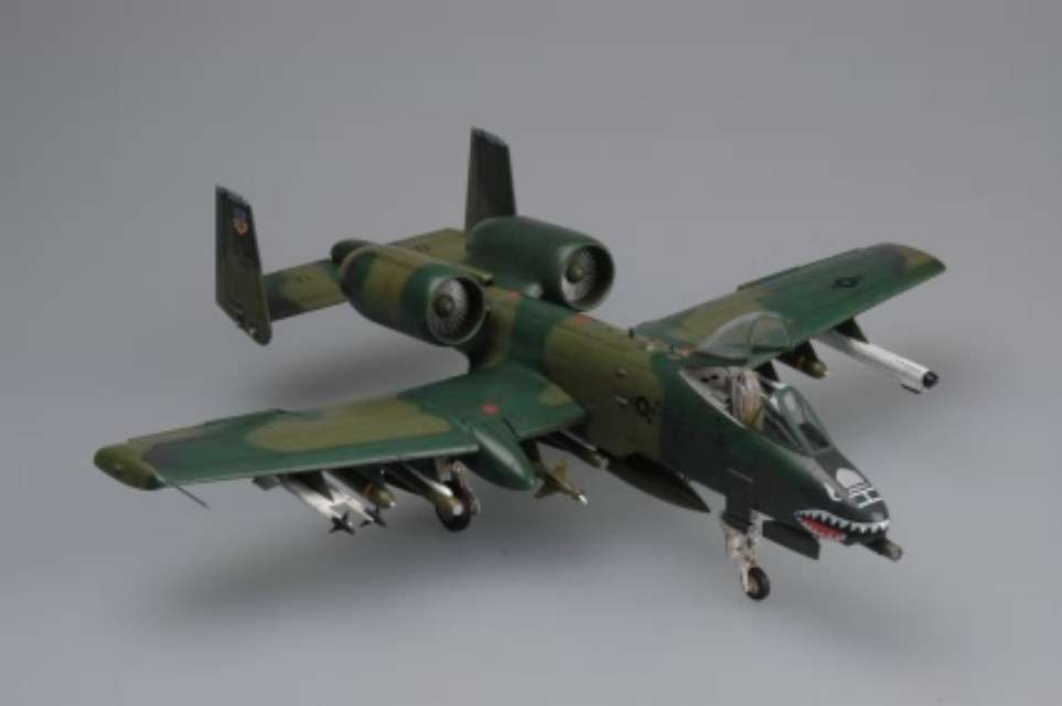 Samolot wielozadaniowy A-10A Thunderbolt II do sklejania, model Hobby Boss 80323 -image_8-image_Hobby Boss_80323_3