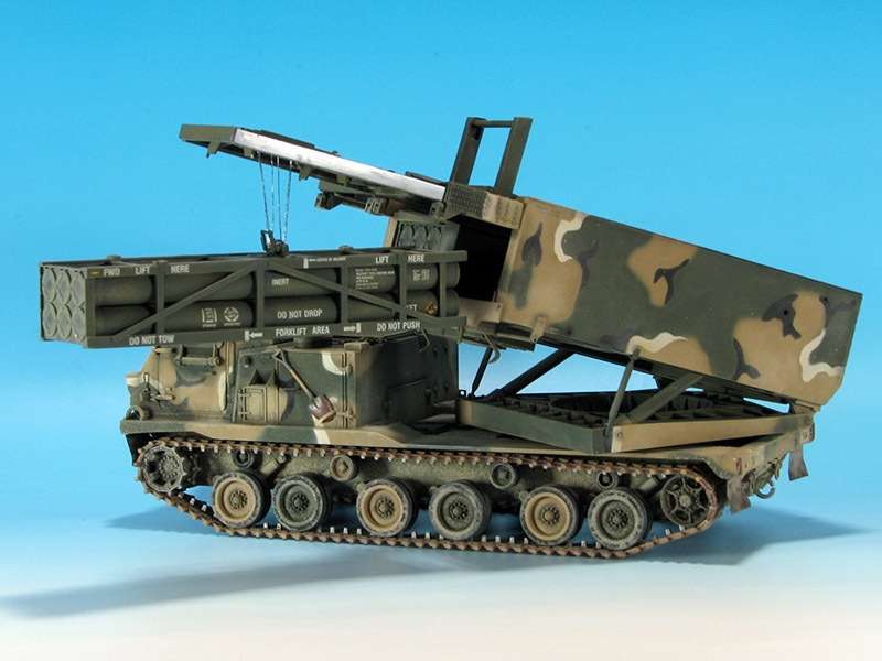 Dragon 3557 w skali 1/35 - image a - model M270A1 MLRS-image_Dragon_3557_4