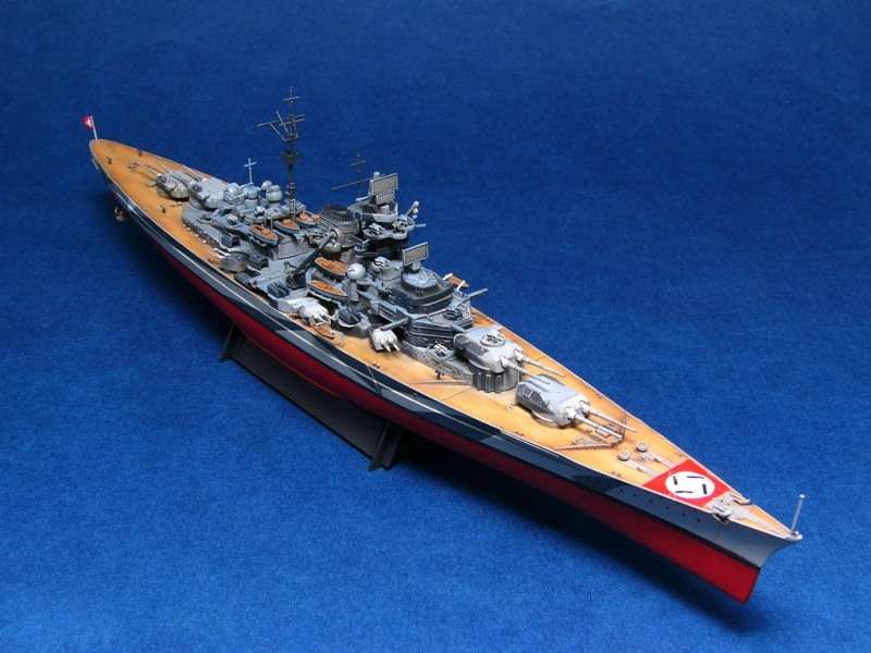 model_do_sklejania_okretu_tirpitz_1944_trumpeter_05712_sklep_modelarski_modeledo_image_8-image_Trumpeter_05712_2