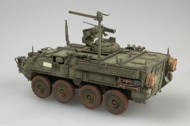 plastikowy-model-do-sklejania-pojazdu-m1131-stryker-sklep-modelarski-modeledo-image_Trumpeter_00398_9