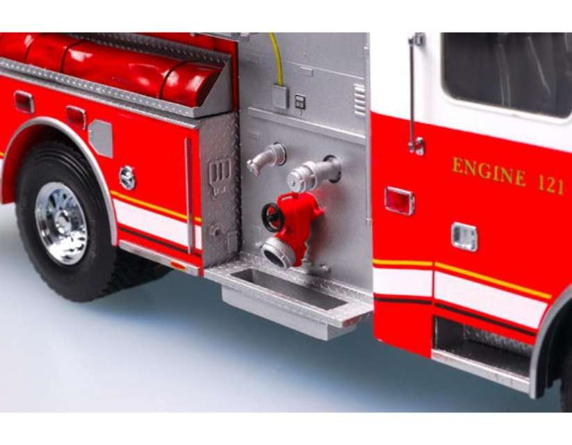 model_trumpeter_02506_american_lafrance_eagle_fire_pumper_hobby_shop_modeledo_image_8-image_Trumpeter_02506_2