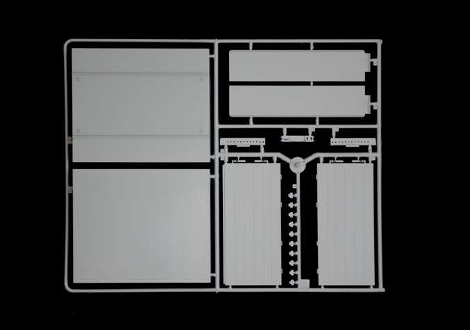 Italeri_3918_Curtainside_Trailer_schoeni_hobby_shop_modeledo.pl_6-image_Italeri_3918_4