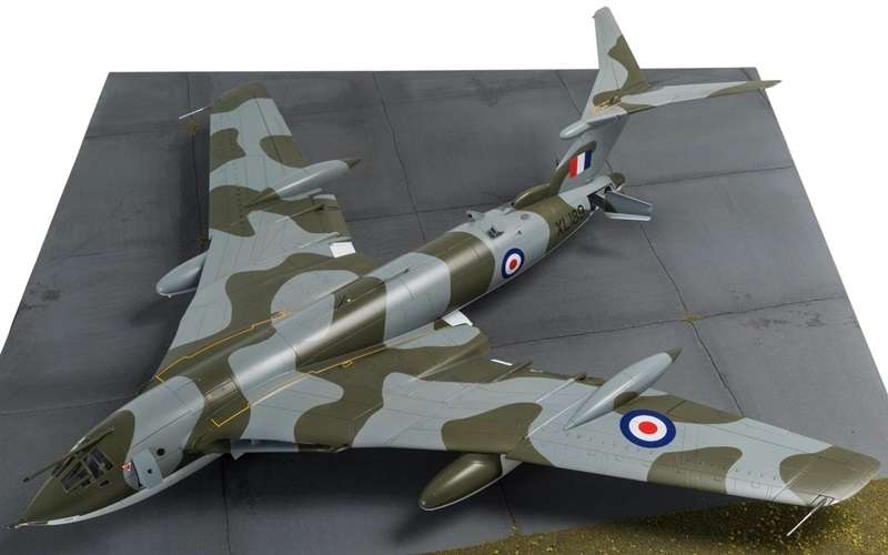 -image_Airfix_A12008_3