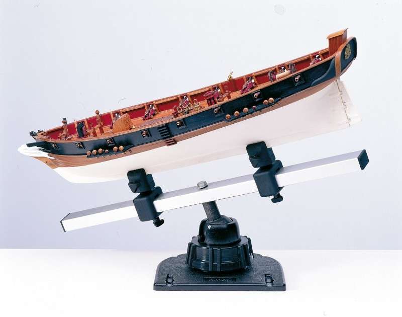 obrotowy-uchwyt-do-budowy-modeli-statkow-sklep-modelarski-modeledo-image_Amati - drewniane modele okrętów_7382_3