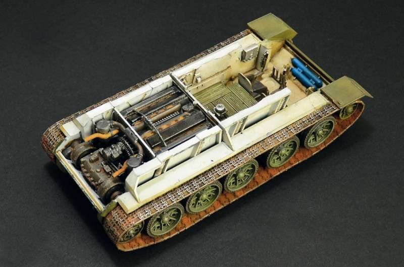 plastikowy-model-czolgu-t-34-85-zavod-183-mod-1944-sklep-modelarski-modeledo-image_Italeri_6545_6