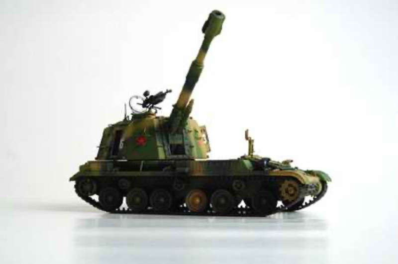 Trumpeter 00305 Chinese Type 83 152mm Self-Propelled Gun Howitzer