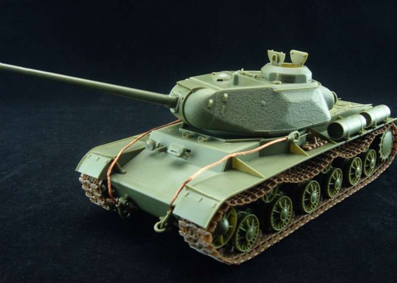 model_do_sklejania_bronco_cb35110_russian_heavy_tank_kv_85_sklep_modelarski_modeledo_image_5-image_Bronco Models_CB35110_1