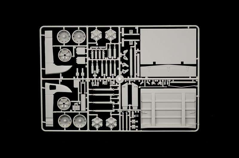 plastikowy-model-ciezarowki-iveco-turbostar-sklep-modelarski-modeledo-image_Italeri_3939_10