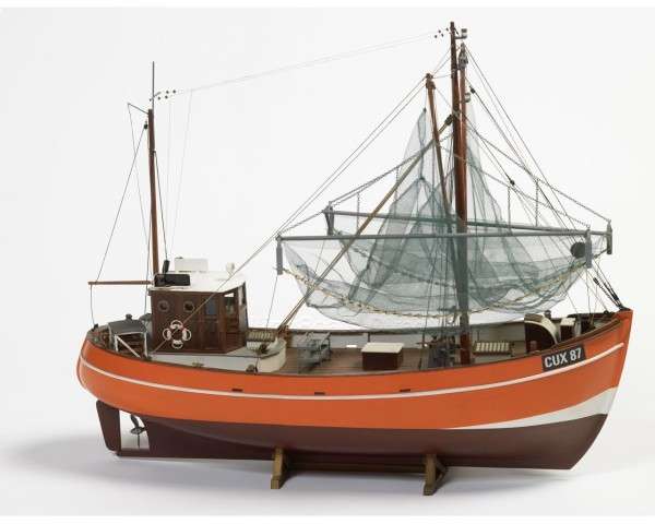 model_drewniany_do_sklejania_billing_boats_bb474_kuter_cux_87_sklep_modelarski_modeledo_image_1-image_Billing Boats_BB474_1