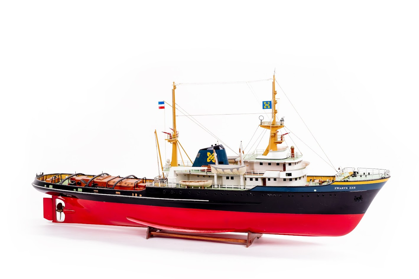 -image_Billing Boats_BB592_1