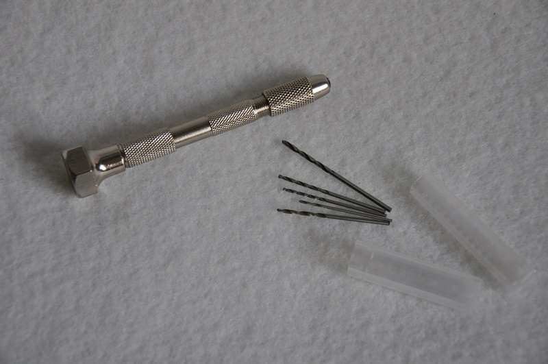 Wiertarka ręczna (uchwyt do wierteł) wraz z kompletem wierteł, Italeri 50831-image_Italeri_50831_1